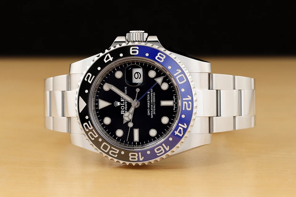 2018 CARD ROLEX GMT MASTER II 116710BLNR BATMAN BLACK DIAL CERAMIC STEEL WATCH - Image 3 of 4