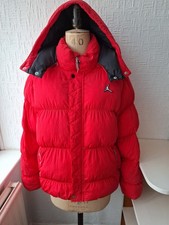 NIKE JORDAN RED PUFFY JACKET MEDIUM USED FRONT ZIP REMOVABLE HOOD.
