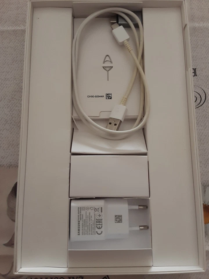 Samsung Galaxy Tab A - Immagine 3 di 4