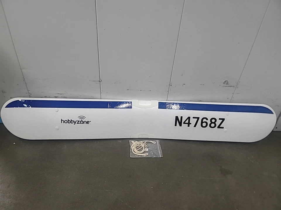 Hobby Zone Super Cub HBZ700 Skill Zone 1 ( Z1) WING AND RUBBER BANDS ONLY (NEW) - Image 3 of 4