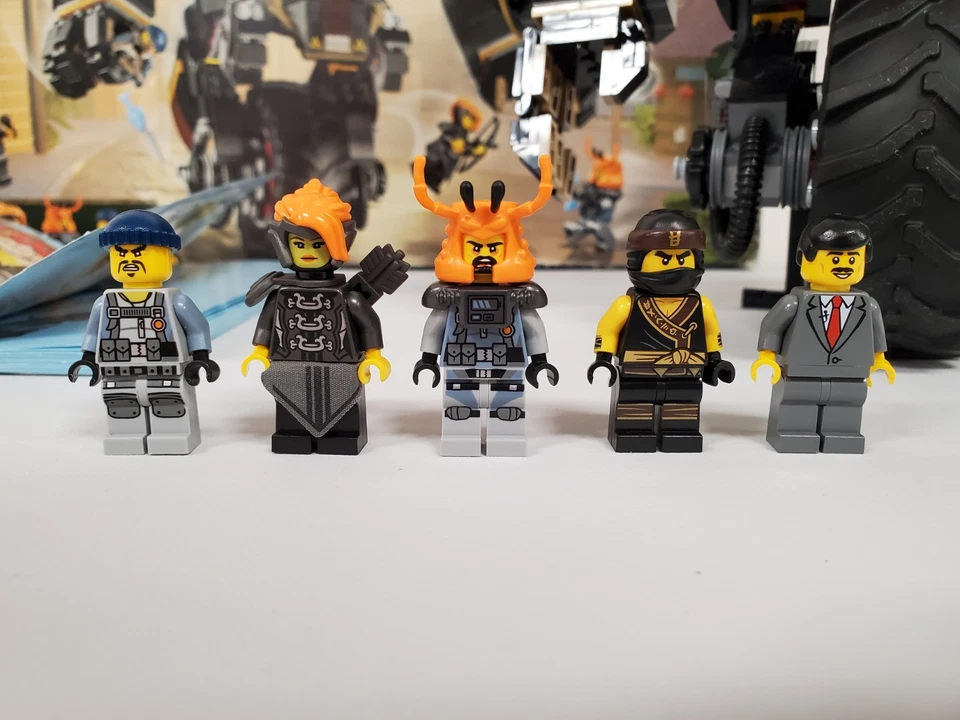 LEGO Ninjago Movie Quake Mech 70632 - 100% Complete + Box & Manual - Image 3 of 4