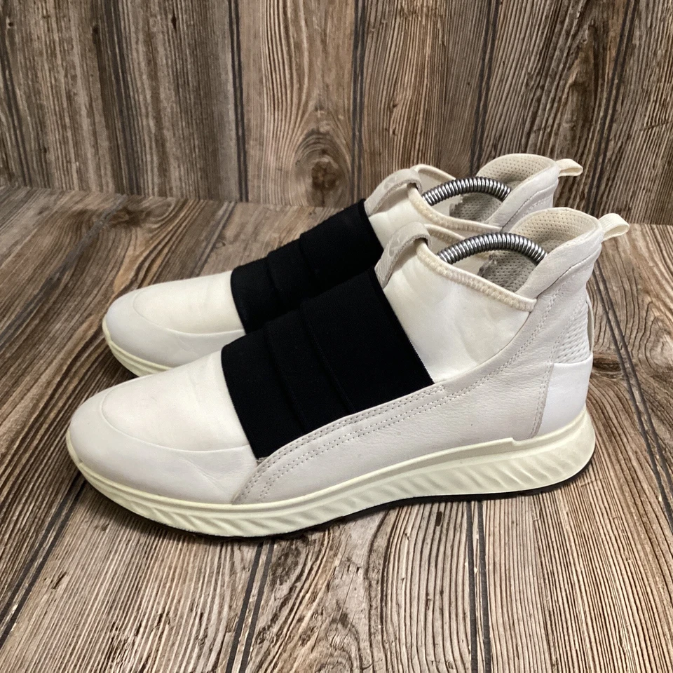 Zapatillas informales Ecco para mujer St1 Yak de cuero de caña alta blancas negras talla 39-8 EE. UU. Foto 4 de 4