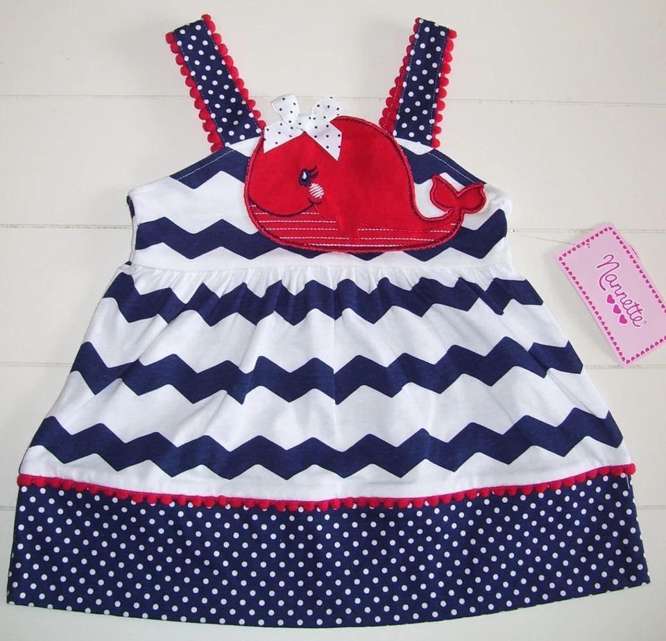 Niñas Nannette 2 Piezas Túnica Náutica Ballena Top y Pantalones Cortos Conjunto Talla 24M Foto 2 de 4