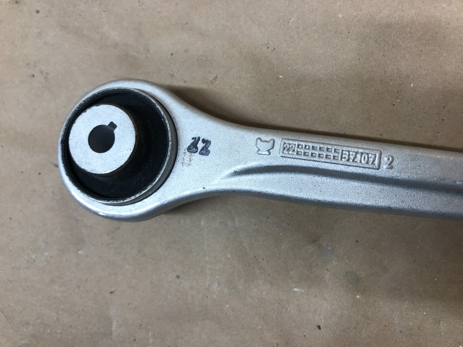 NEW 2018-2022 Lamborghini Urus Control Arm Front Left Upper LH 4M0407505C OEM