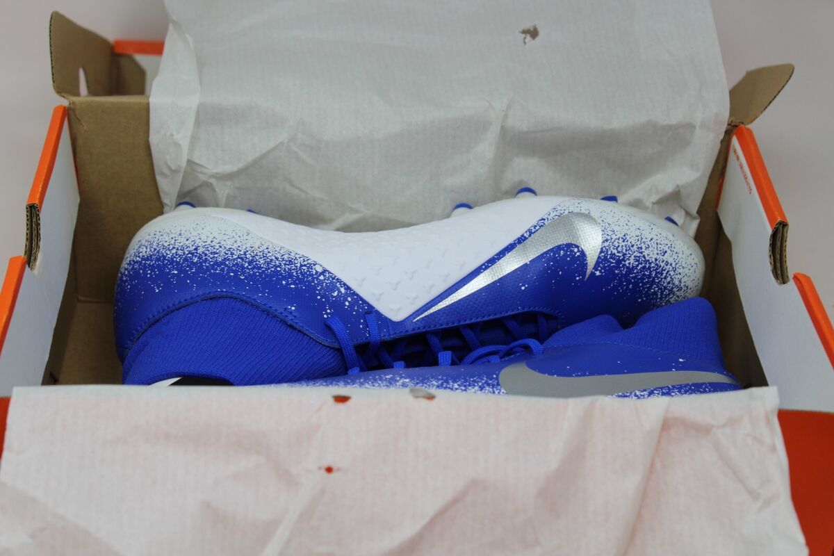 NEW NIKE Phantom VSN Club Shoes DF MG AJ6959-410 Size 10.5 NEW NIKE Phantom VSN Club Shoes DF MG AJ6959-410 Size 10.5