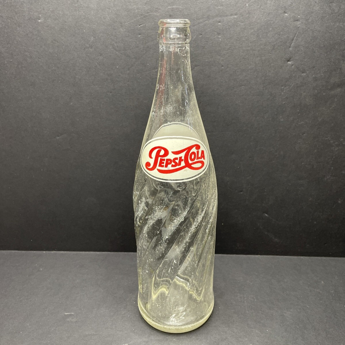 Pepsi Cola Canada 26oz EMPTY Glass Bottle Vintage c1968 Dominion