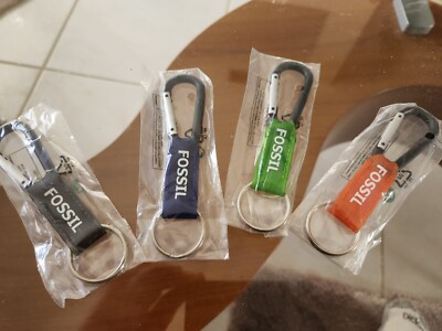 RARE Authentic Fossil Watch Sign KEY CHAIN RARE DEALER ONLY BRAND NEW FOSSIL KC