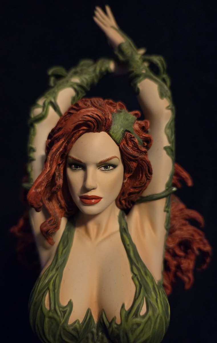 Yamato USA Fantasy Figure Gallery Poison Ivy Statue by Luis Royo