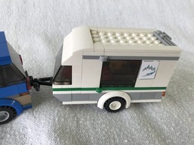 LEGO CITY: Van & Caravan (60117) Complete, no instructions