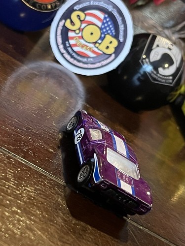 Hot Wheels Ford GT-40 Coupe 1:64 Purple Diecast Used EX Condition - Picture 8 of 10