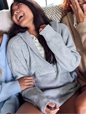 Aerie Cozy Light Gray Waffle Knit Sweater XS-M
