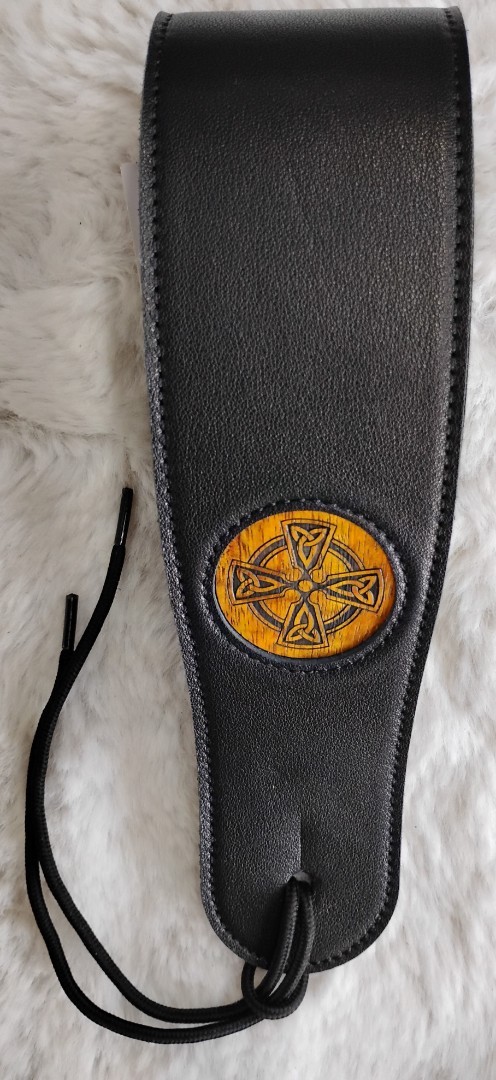 Thalia Black Leather Strap wHawaiiaan Koa Celtic Cross Inlay SBKCC-HK 11190₽