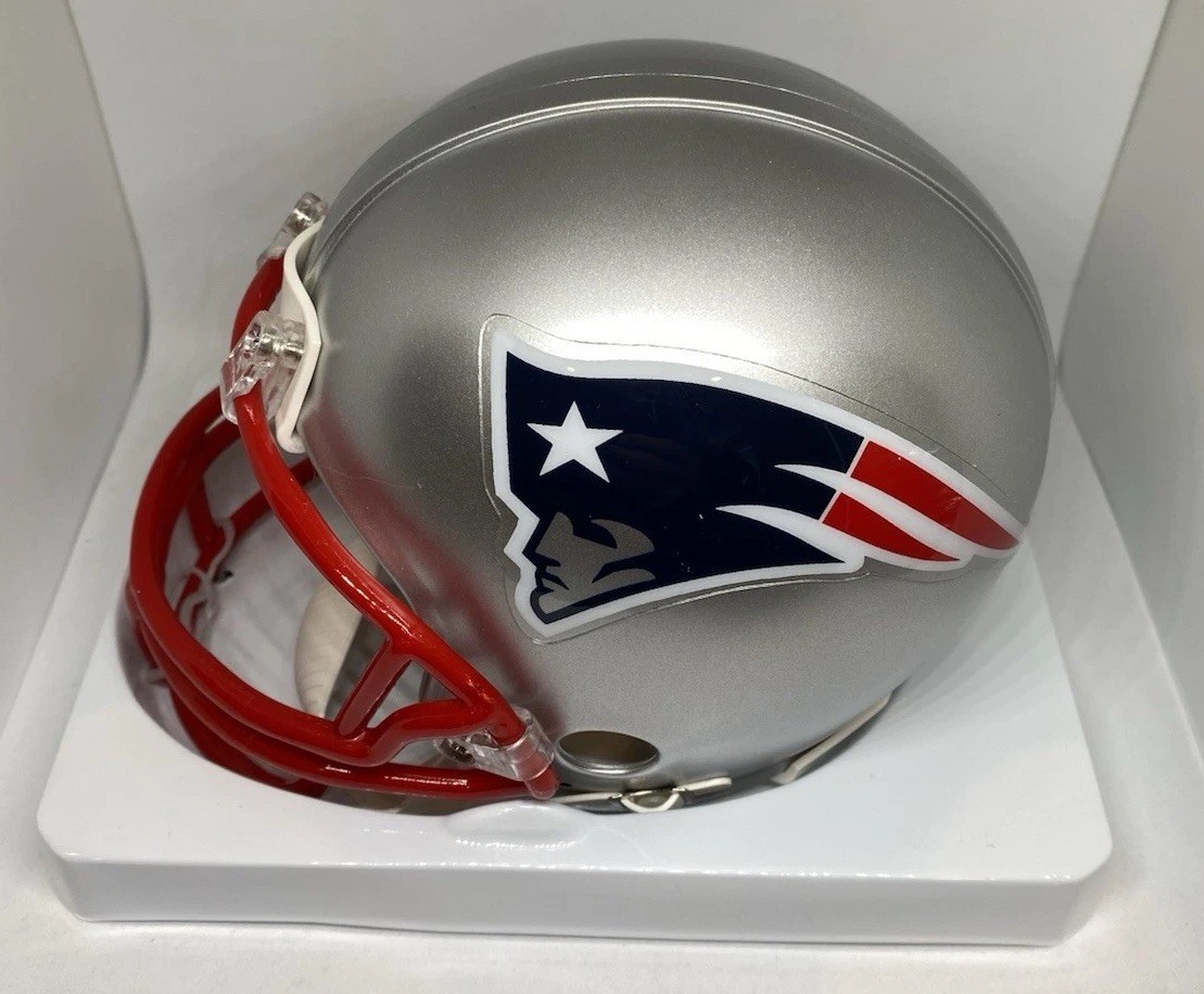 TOM BRADY SIGNED AUTOGRAPHED AUTO N.E. PATRIOTS  MINI HELMET GA COA COLLECTION view 9