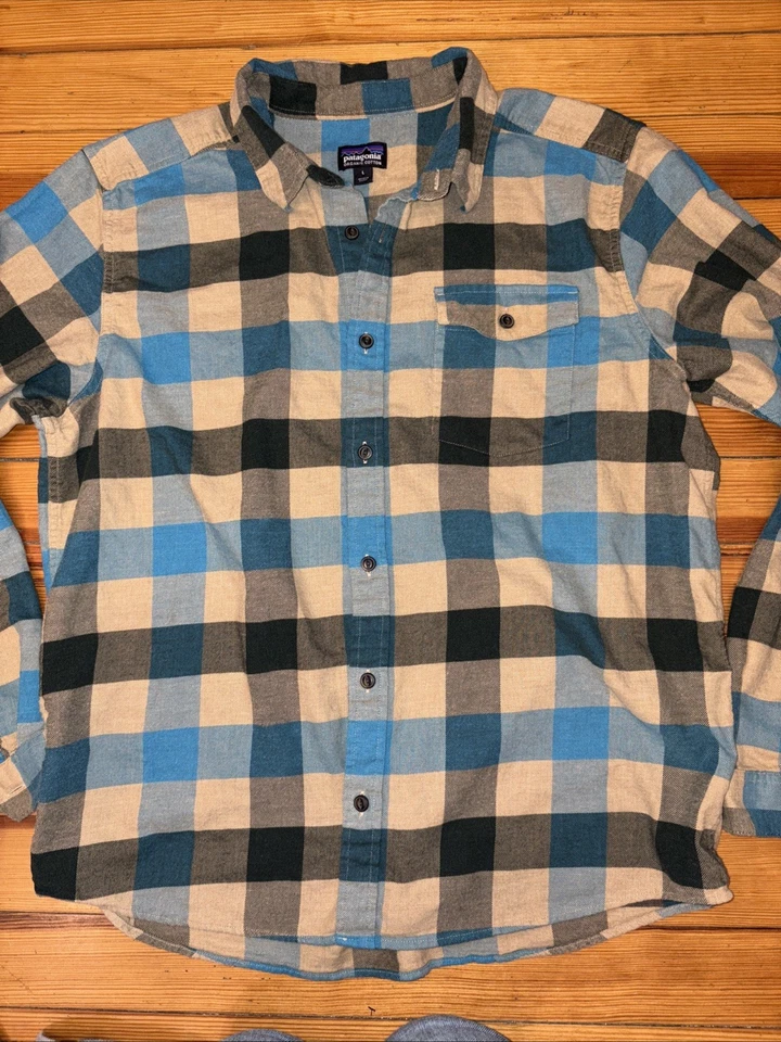 Camisa Patagonia Ligera de Franela Fiordo Usada Desgaste Con Botones Grande Turquesa Foto 2 de 3