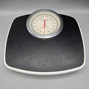 Health O Meter Bathroom Scale Model HAB910KD-41 2005 Sunbeam Analog 330 lbs VTG