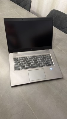 HP ZBook Studio G5 i7-8750H 16GB RAM 1TB SSD Quadro P1000 Top