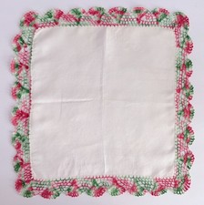 VINTAGE HANKY WHITE IRISH LINEN PINK GREEN CROCHET EDGING PRETTY DESIGN 1940s