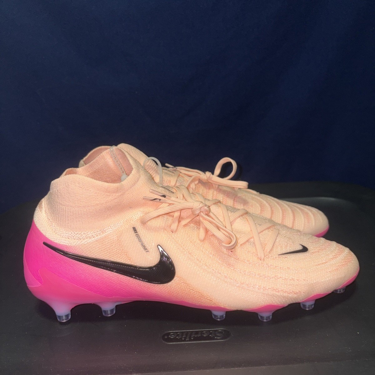 Nike Phantom Luna II 2 Elite AG PRO Gripknit Soccer Cleats HF4361