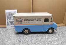 Ertl Baltimore Gas  Electric Walk-In Delivery Truck Bank No Key 
