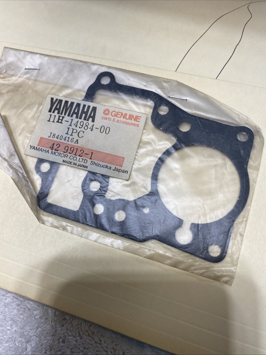 その他 B 394 NOS Yamaha OEM New Float Gasket (2) 1982-83 XZ550R 11H-14984-00-00