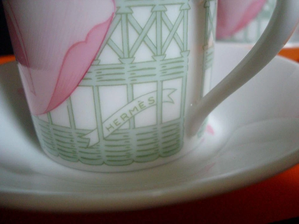 Hermes Taza de Café Platillo Les Pivoines Rosa Floral Vajilla 2 Juego Té Auténtico Nuevo Foto 4 de 4