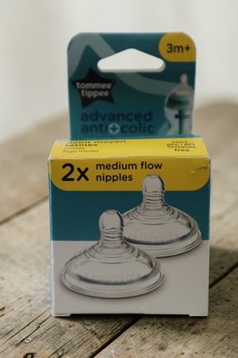 Tommy Tippee 2x Medium Flow Advanced Anti-Colic Baby Bottle Nipples