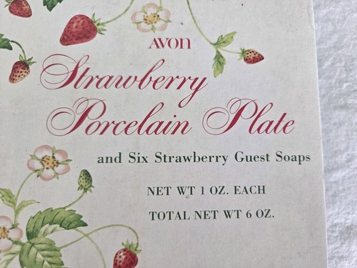 Avon Piatto Porcellana Fragola con 6 Saponi Ospiti Fragola Bordo Oro 22K - Foto 14 di 15