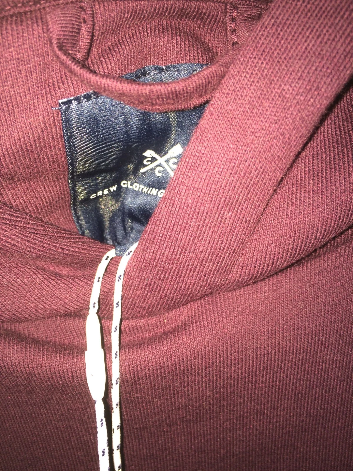 VETEMENTS Felpa con cappuccio Crew Clothing: colore bordeaux. Taglia S. Nuovo con etichette. Spedizione gratuita.