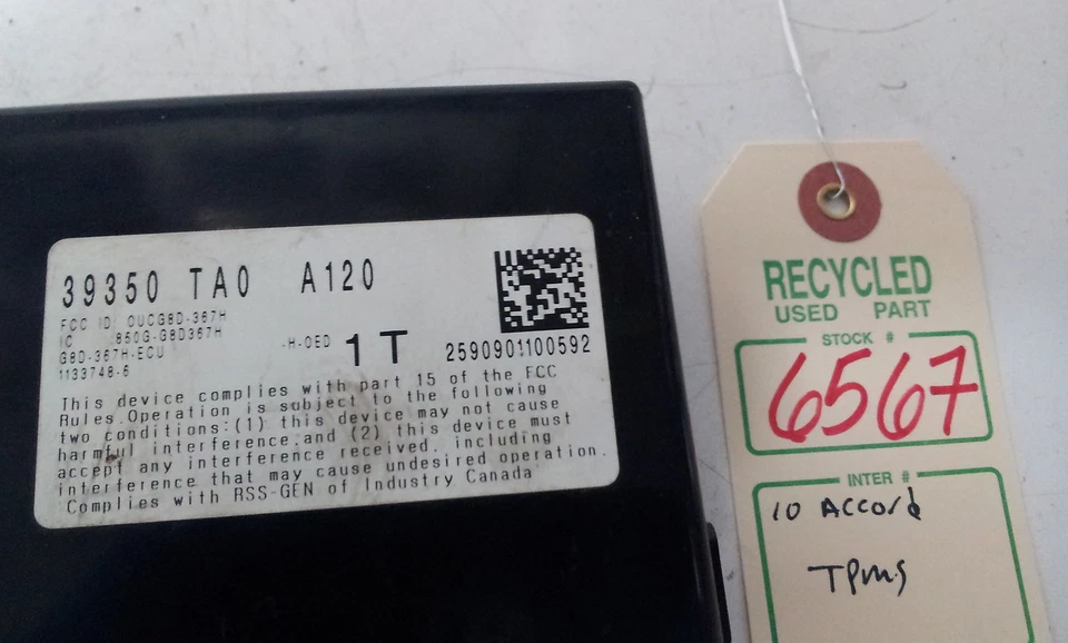 2010 Honda Accord Tire Pressure Monitor Sensor TPMS OEM 39350 TA0 A120 #6567 - Image 4 of 4