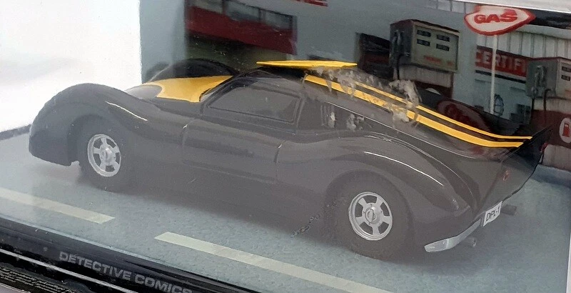 Altaya Detective Comics 400 1/43 Scale No. 394 - Batmobile Batman - Black/Yellow - Imagen 3 de 3