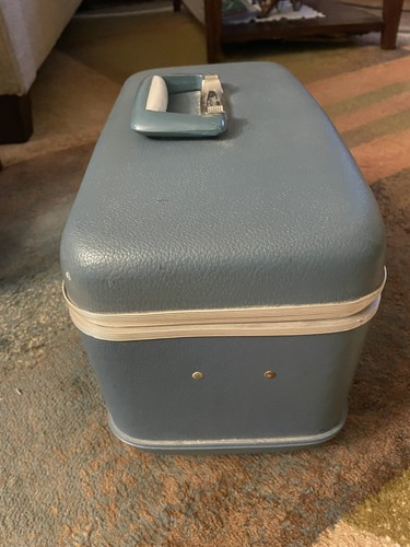 Parkleigh Vintage Train Case - Picture 2 of 9