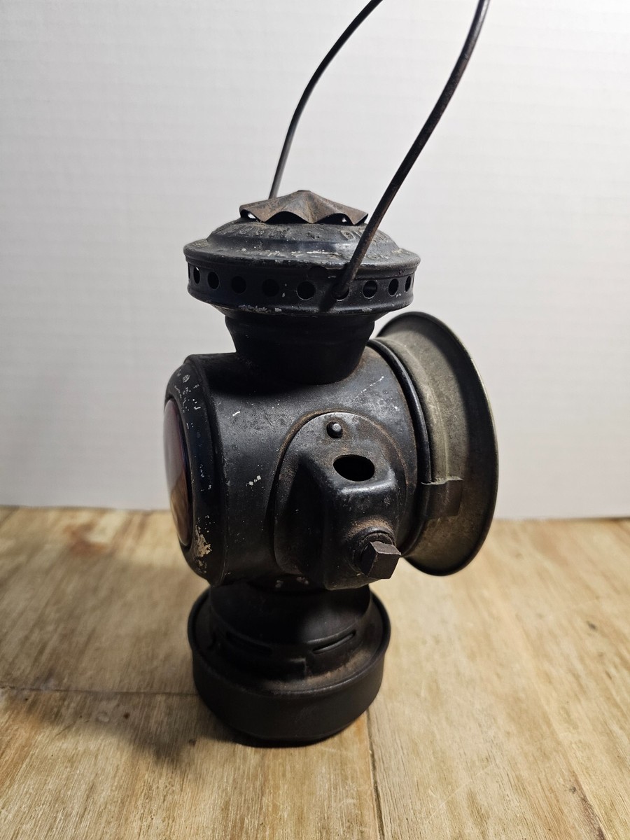 デイツ エウレカ Dietz Eureka　ステー&ベイル付き Antique Dietz Eureka Street Light July 26, 1904-May 19, 1908