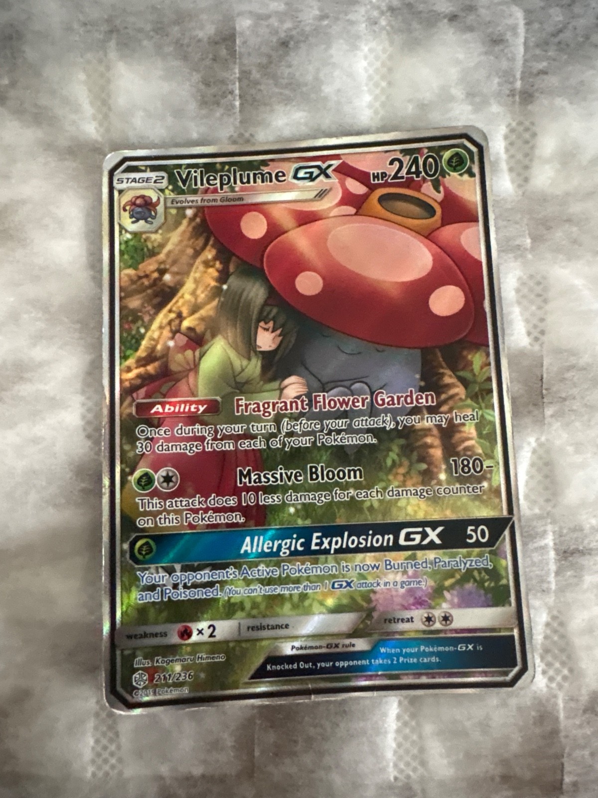 Vileplume GX (Full Art) 211/236 Holofoil SM - Cosmic Eclipse Ultra Rare LP/MP