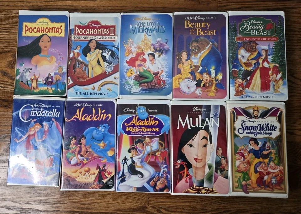 Walt Disney VHS Lot of 10 Princess Movies Clamshell Cinderella Snow White Mulan Foto 2 de 4