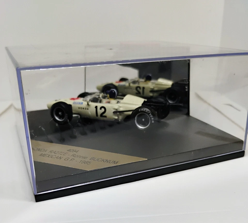 Cuarzo Honda RA272E Ronnie Buchman GP de México 1965 NUEVO Foto 3 de 4