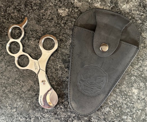 ROOM 101 "KNUCKLES" CIGAR CUTTER LMITED EDITION BY MATT BOOTH LIMITADO