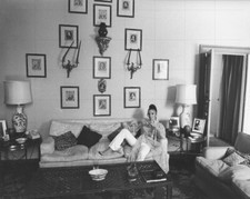 JOAN COLLINS - 10" x 8" b/w Photograph Late 1960's