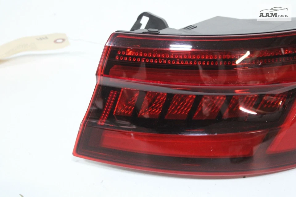 AUDI A4 QUATTRO 2017-2019 LUZ TRASERA DERECHA EXTERIOR FRENO FRENO FRENO OEM Foto 4 de 4