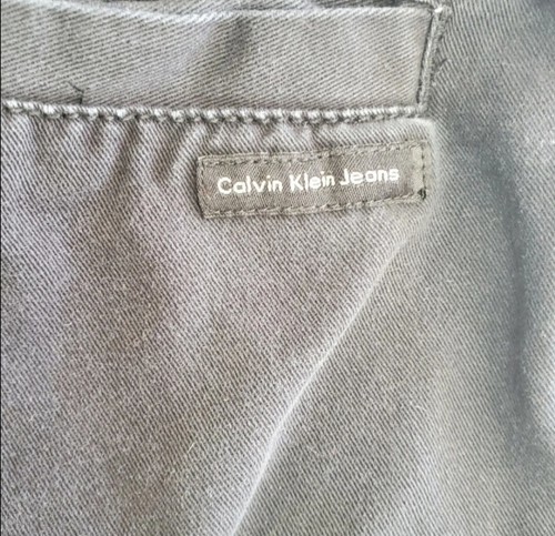 Boys size 7 Jean Shorts (Brand = Calvin Klein) - Picture 3 of 4