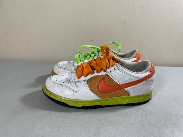 【希少品】NIKE DUNK LOW SE Sun Orange カラフル 送関税込 希少品】NIKE DUNK LOW SE Sun Orange カラフル 送関税込 (Nike
