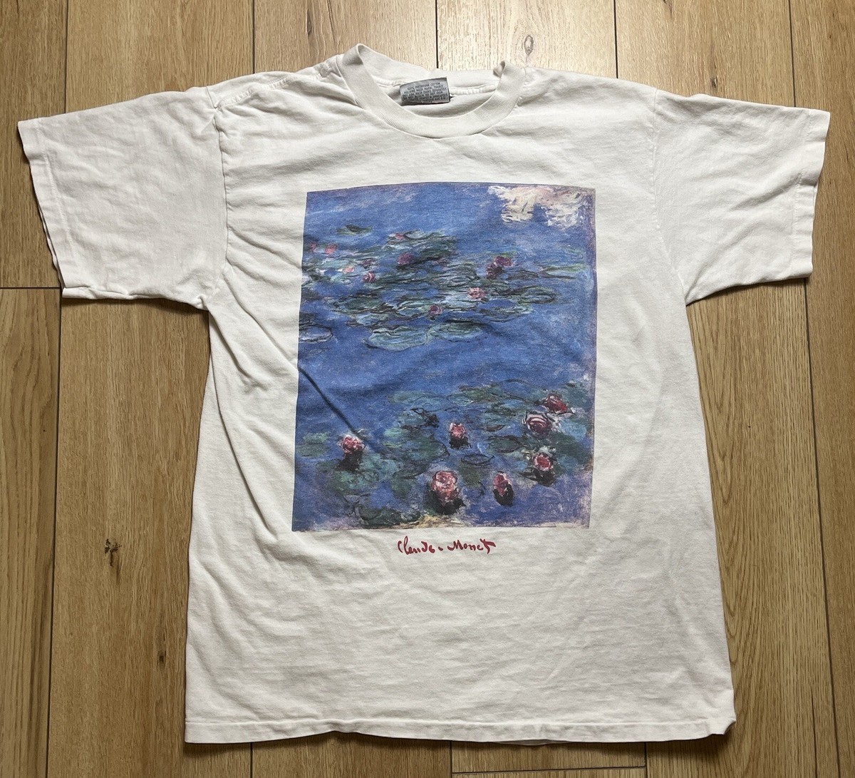 Vintage CLAUDE MONET T-Shirt Large Water Lilies 90s Art Tee Vintage CLAUDE MONET T-Shirt Large Water Lilies 90s Art Tee