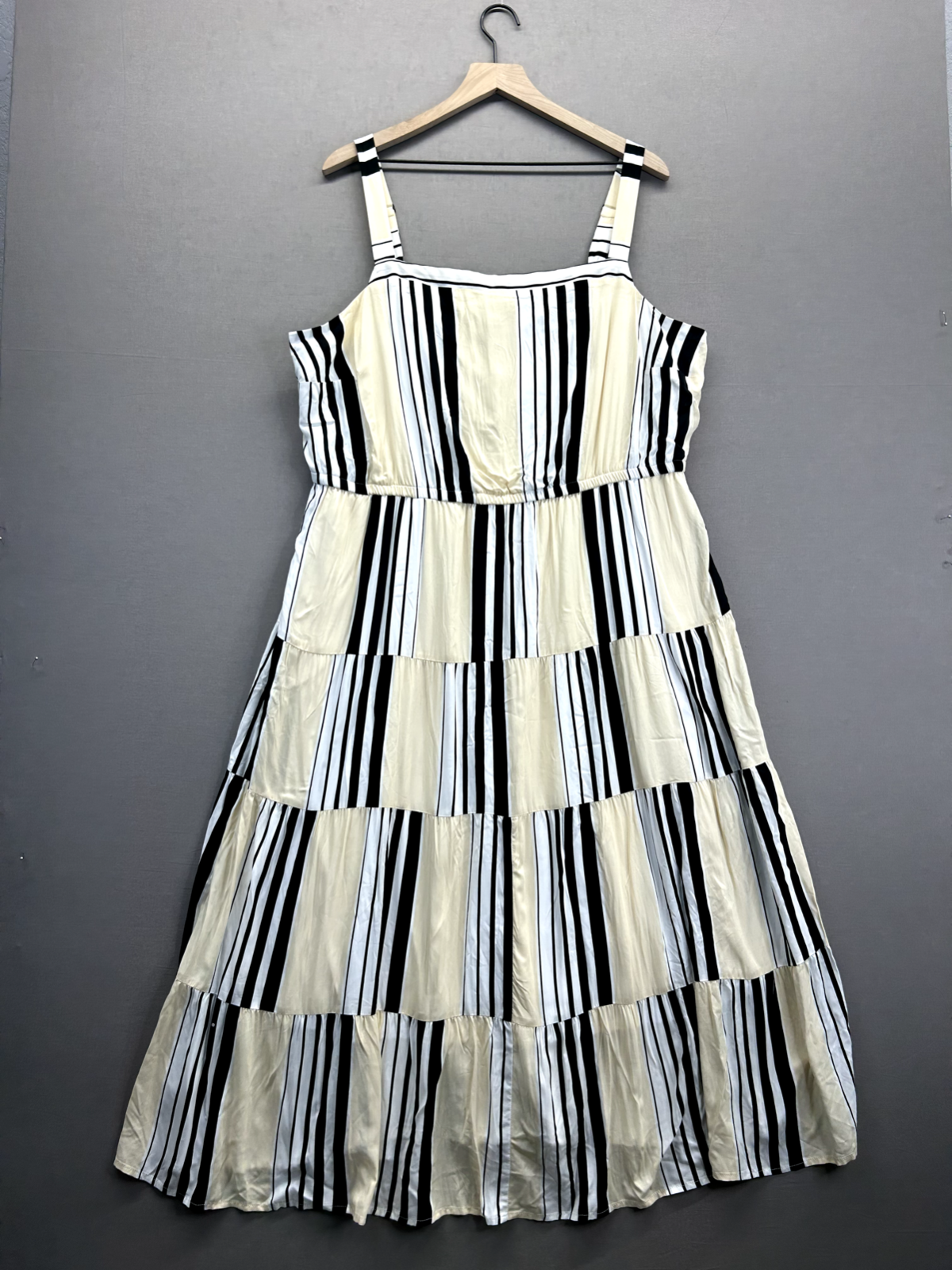 Lane Bryant Womens Maxi Dress Yellow Striped Sleeveless Square Neck Size 18P