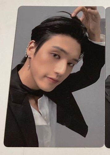 EP ATEEZ THE WORLD. PARADIGMA SOLO ver. CD + JUEGO OFICIAL DE TARJETAS DE FOTO - Imagen 33 de 46