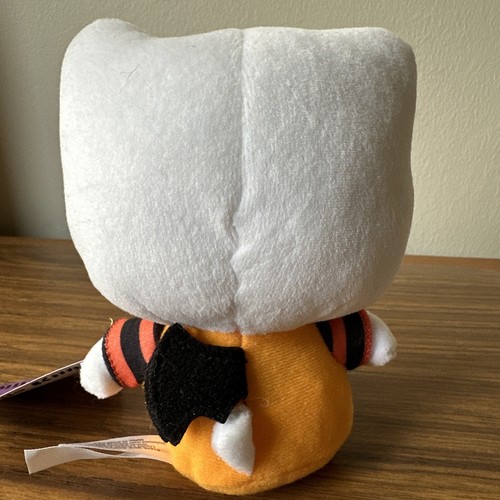 6" Halloween Plush Hello Kitty Set Of 2 in Bat & Vampire Shirt W/bat Wings - Picture 7 of 18