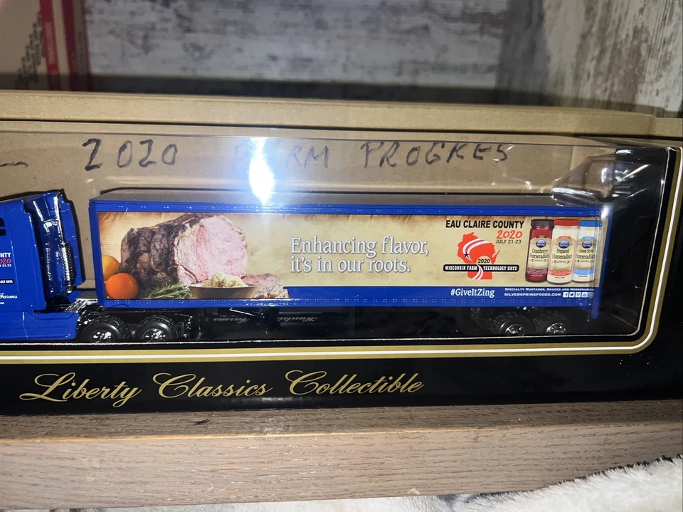 1/64 Freightliner C120 48’ Trailer 2020 Farm Technology Days Huntsinger Farms - Image 3 of 4