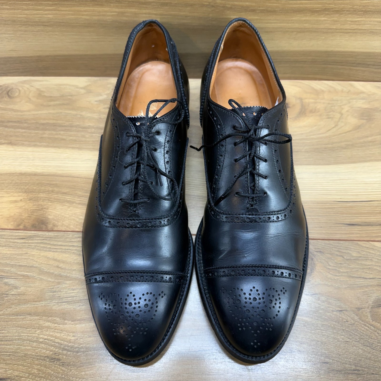 Alden 909 Black Calfskin Medallion Tip Bal