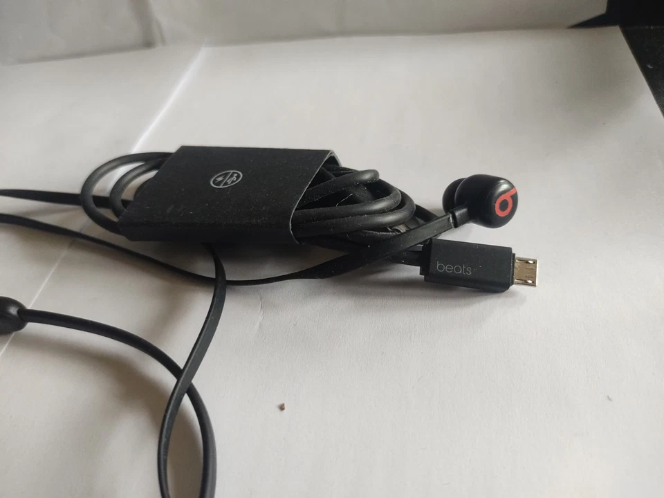 Beats Flex, photo 3 of 5