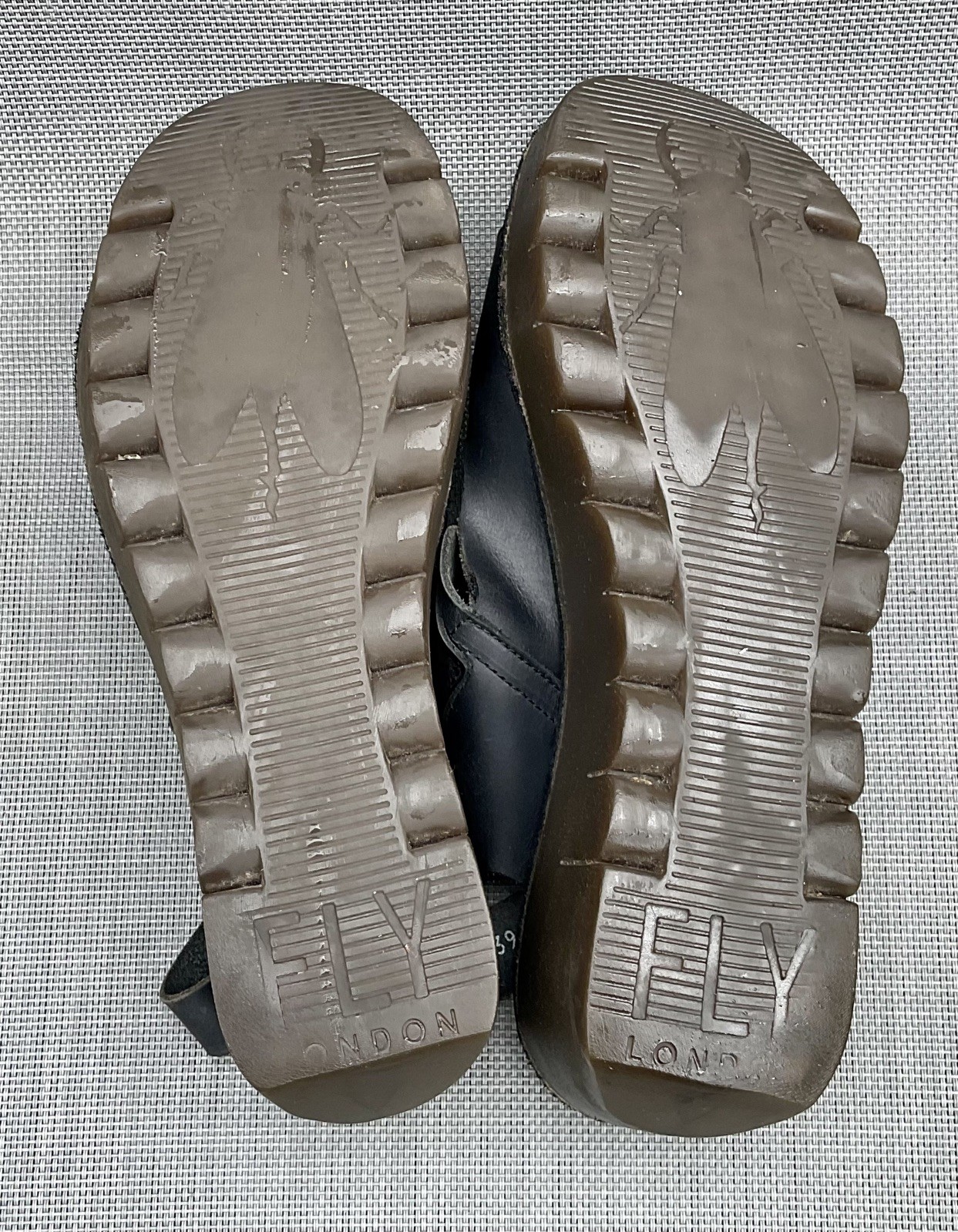 APL SANDALO FLY LONDON YAIL CHUNKY ZEPPA BASSA TAGLIA 6 5 (EU 40)