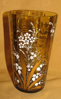 Ancien verre orangeade cristal ocre décor floral émaillé blanc muguet - Photo 1/4