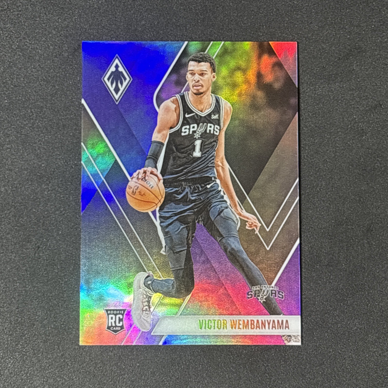 2023-24 Phoenix Victor Wembanyama RC /150 Purple #256 Rookie